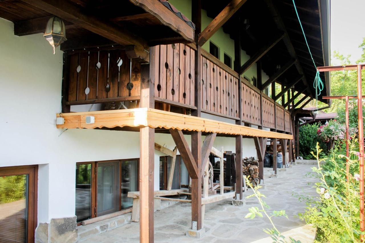 Къща За Гости "Крушунско Ханче" Krushuna Exterior foto